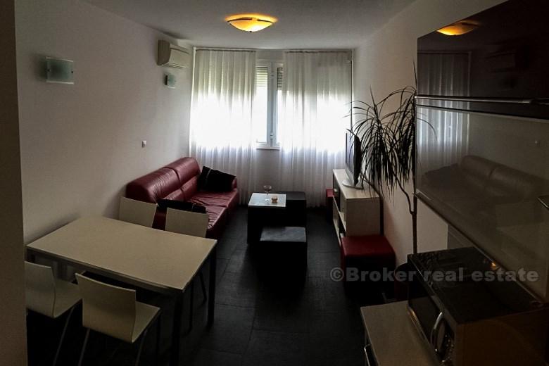 Split - Nowoczesny apartament z dwiema sypialniami