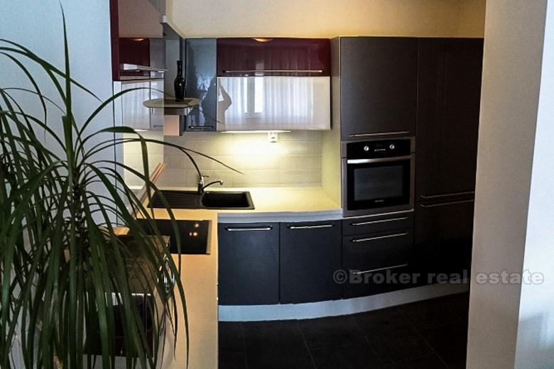 Split - Nowoczesny apartament z dwiema sypialniami