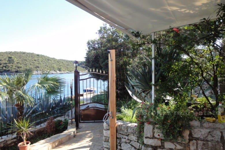 île de Solta. Maison mitoyenne