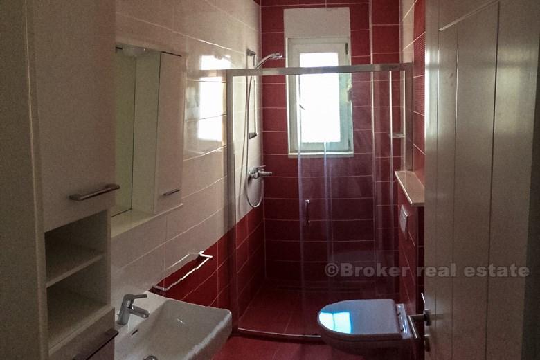 byen Split (Znjan), tre roms leilighet med garasje