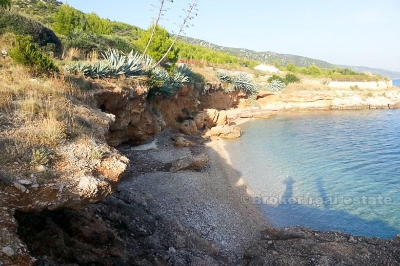 ostrov Hvar. Dva domy