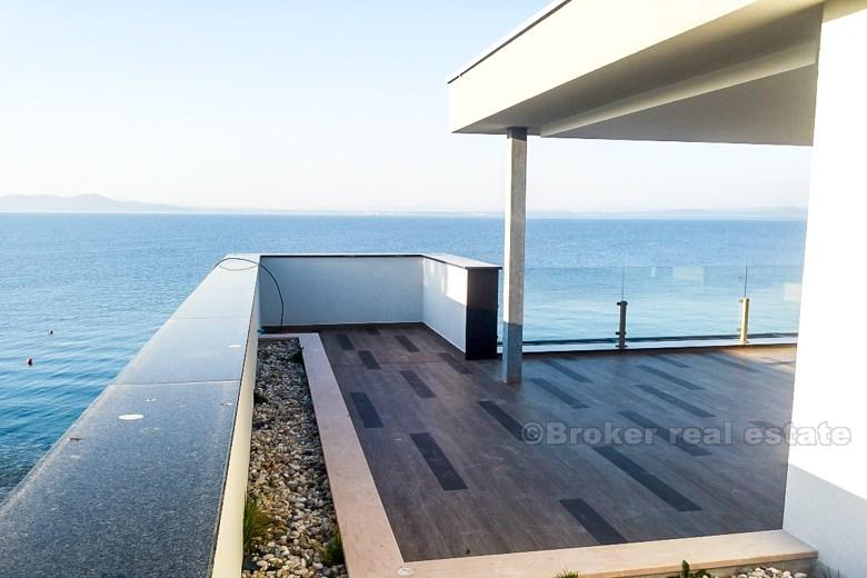 koło Zadaru willi nad morzem