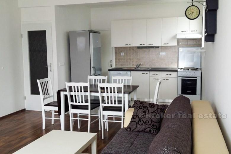Split, trojizbový apartmán