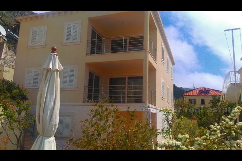 Dubrovnik - House with a beautiful view of Dubrovnik
