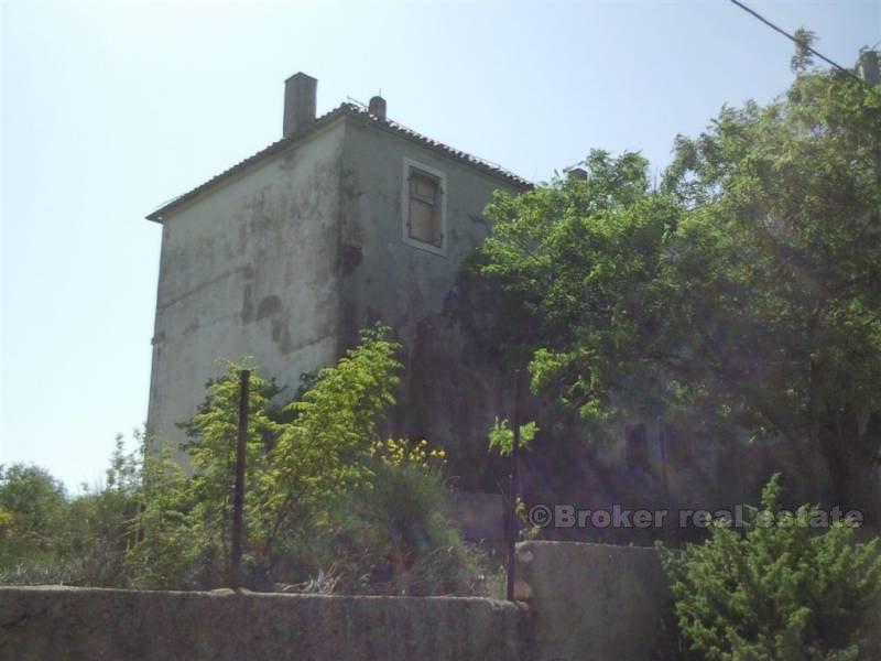 Skradin, kamenný dom na renováciu