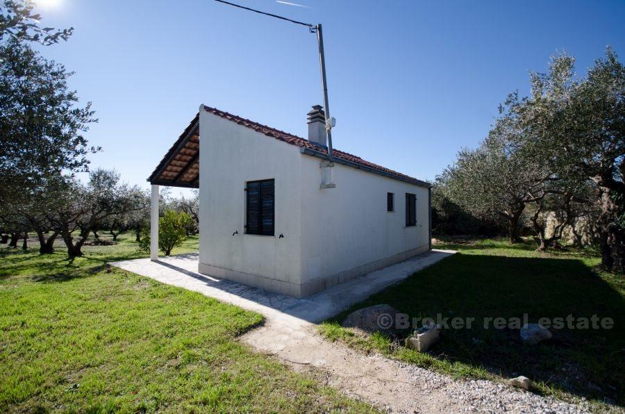 Kastela, hus med stor byggegrund