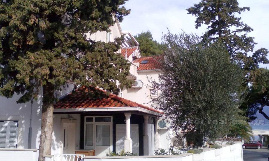 otok Brač, dvosobni stan