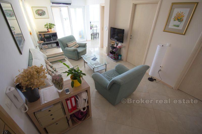 Vodice. Flat on the ground floor