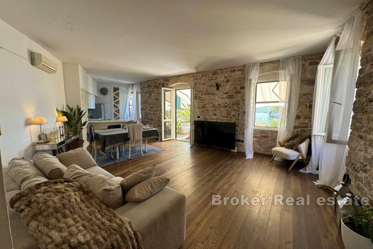 Sibenik, mieszkanie o powierzchni 80m2 plus taras o powierzchni 30m2