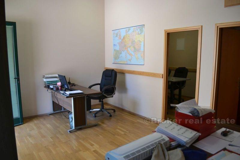 Ploče - Poslovni prostor