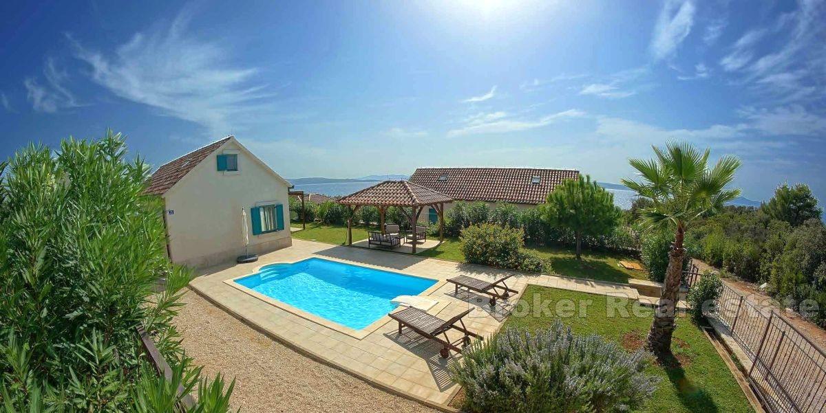 øya Ugljan, luksuriøse villaer