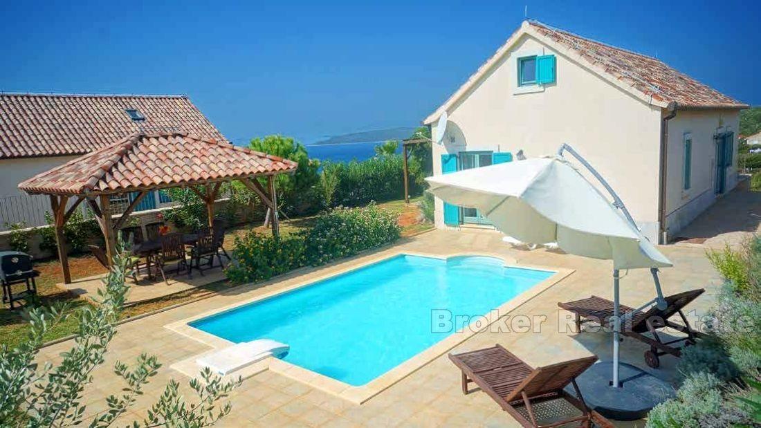 øya Ugljan, luksuriøse villaer