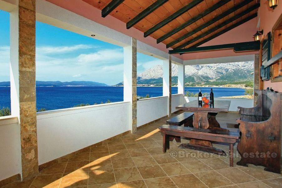 Halvøya Peljesac - helt ny og modernisert enebolig