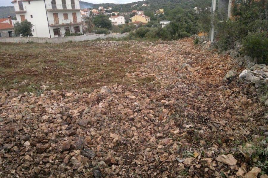 Near Rogoznica, building land with project for house