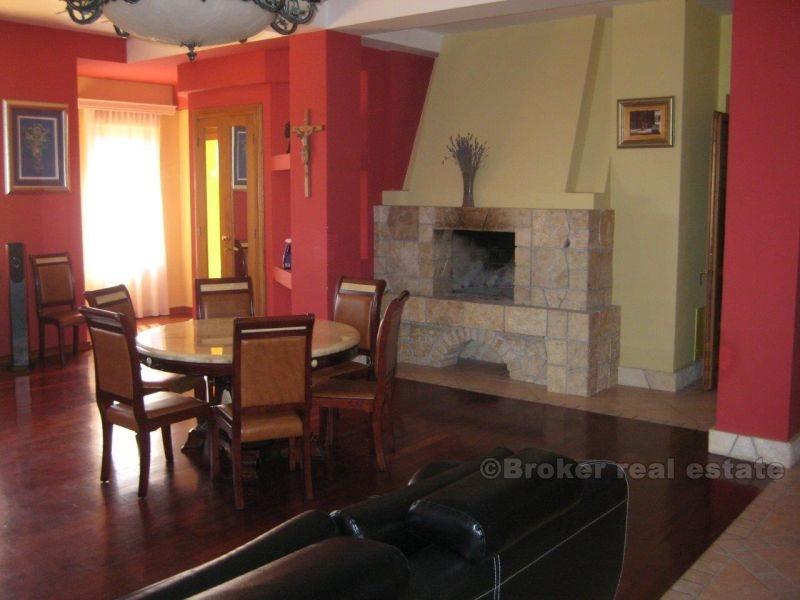 Mali Losinj. Villa w pobliżu pięknych plaż