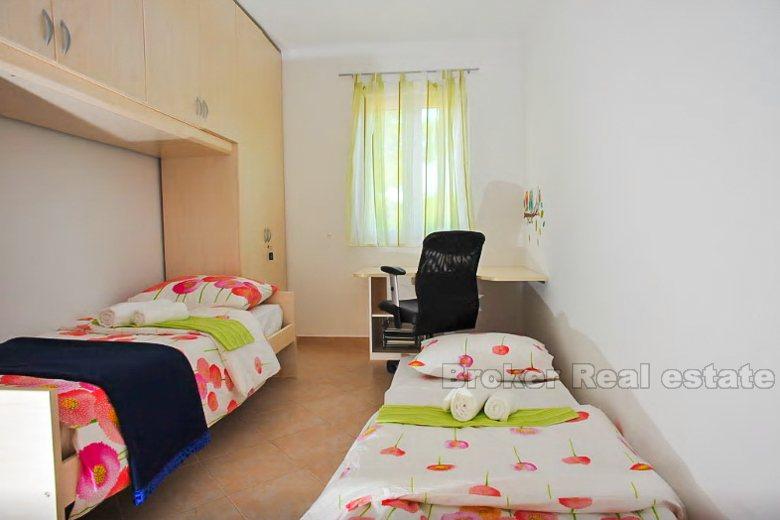 île de Brac. Appartement nouvellement décorée