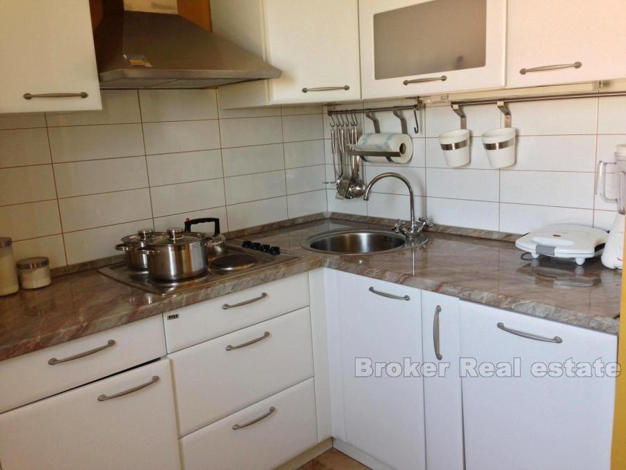 Ön Brac, två-rumslägenhet