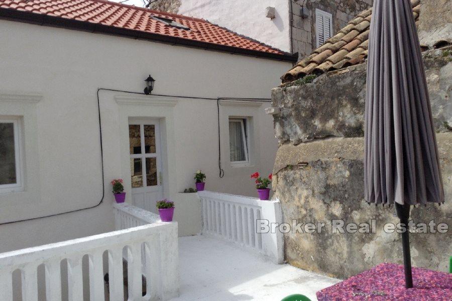 Pelješac, dom na rekonštrukciu