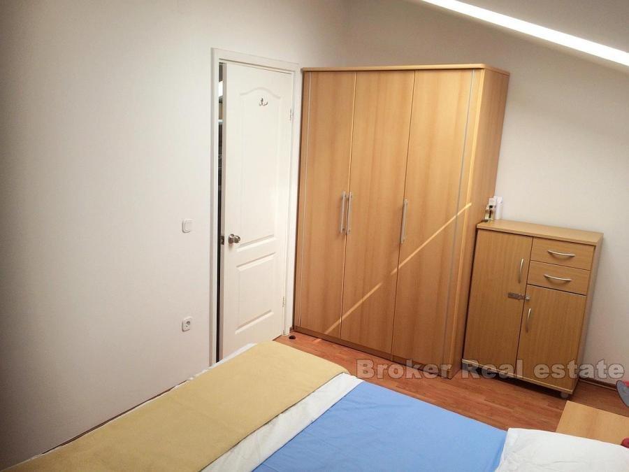 Orebic, to roms leilighet