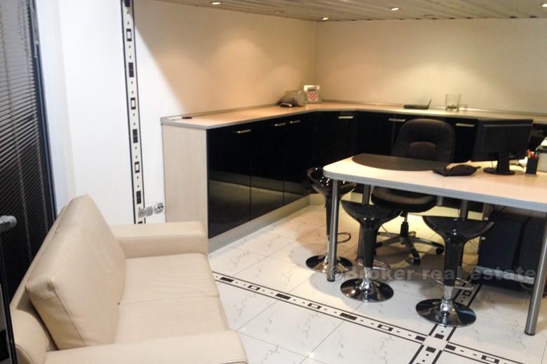 Split, Zenta, commercial property