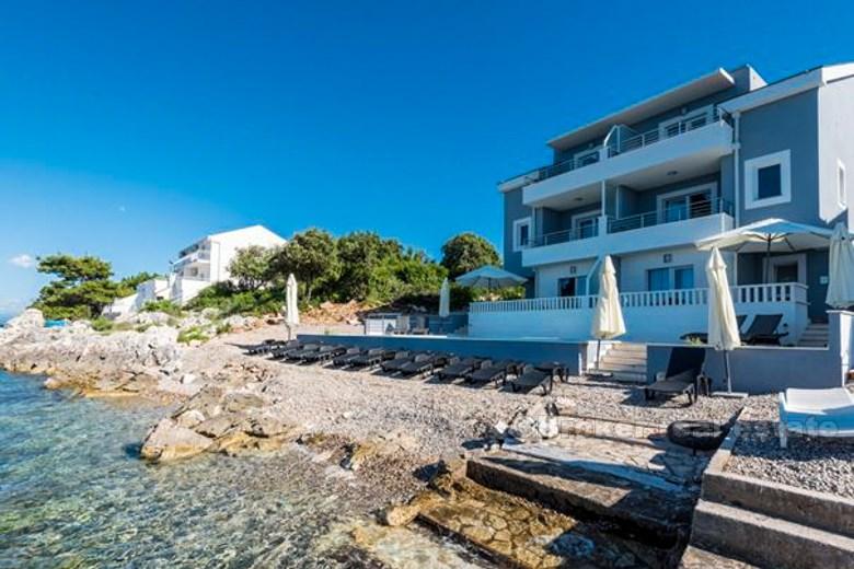 Halbinsel Peljesac, Villa mit Pool