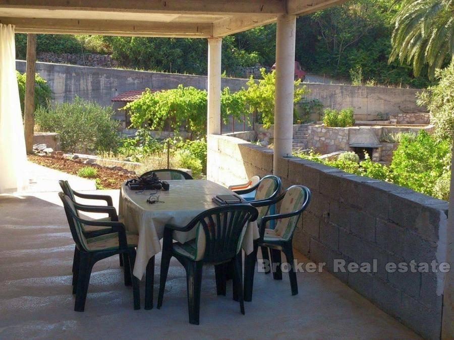 wyspa Solta, niedokończony dom