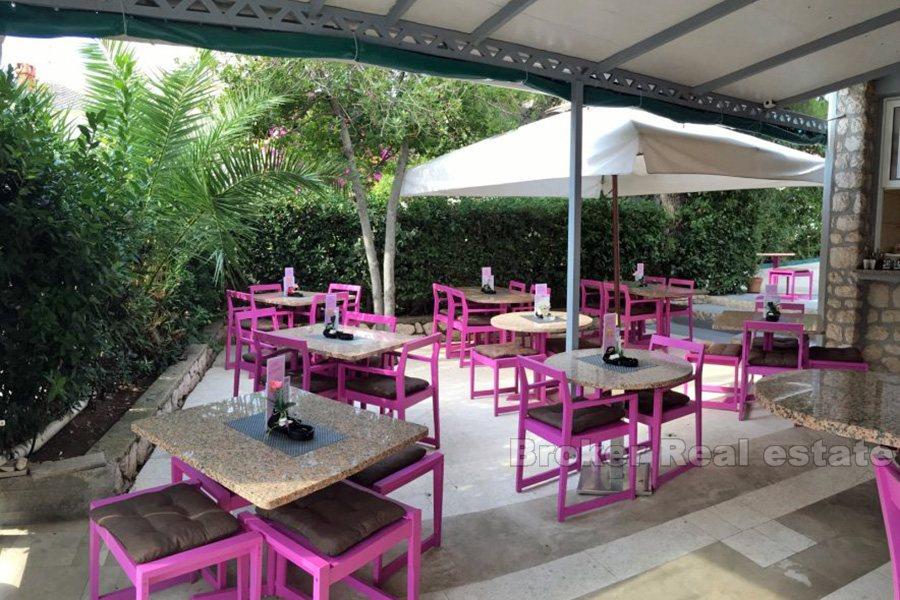 wyspa Pag, ugruntowane restauracji