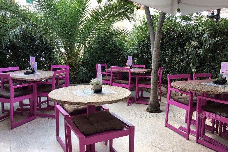 wyspa Pag, ugruntowane restauracji