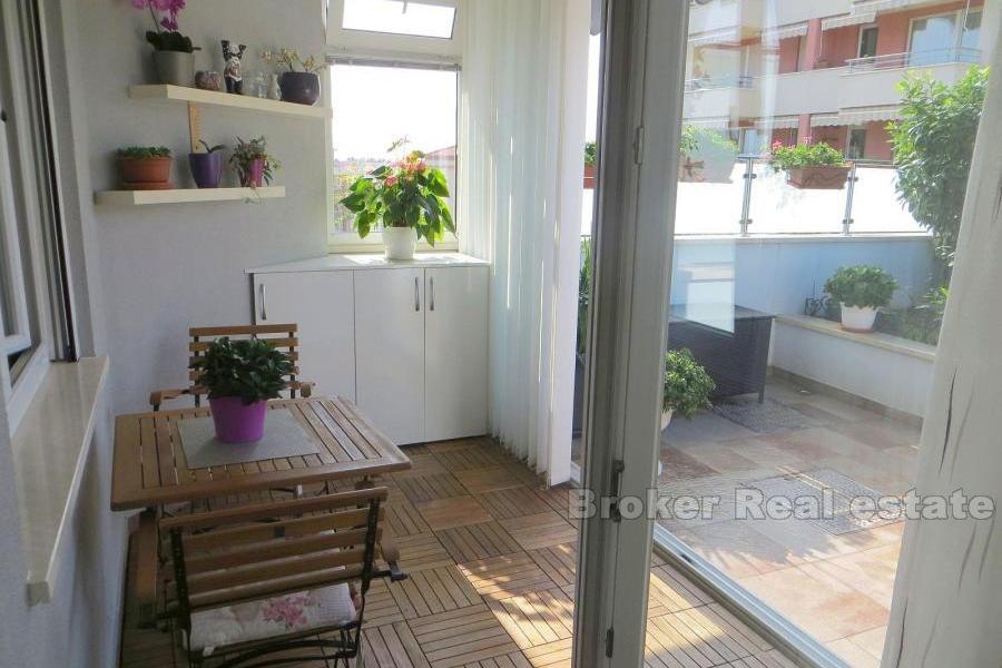 byen Split, komfortabelt roms leilighet