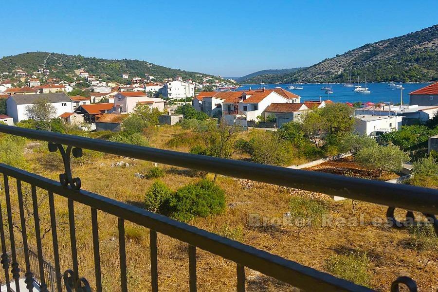 Trogir - Nytt hus med 7 lägenheter