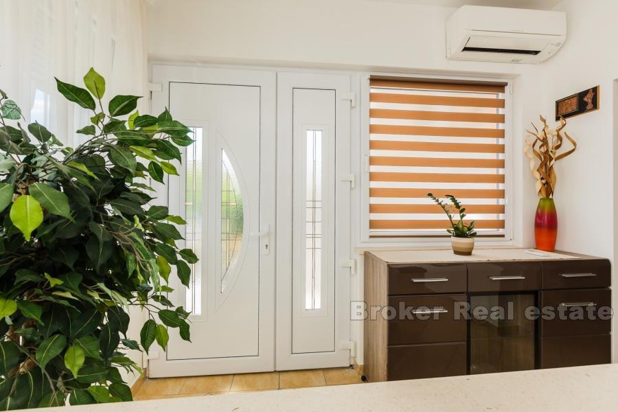 Kastela - Appartamento con due camere da letto