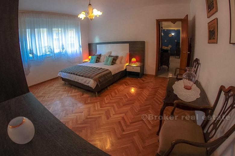 Split, Spinut, nyinnredet, komfortabel leilighet