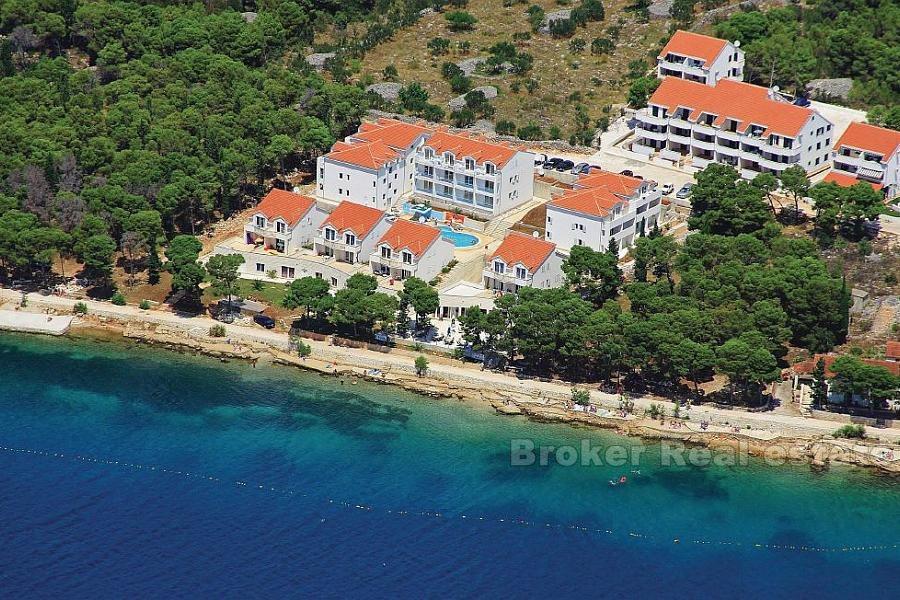 Otok Brač, prvi red do mora jednosoban stan