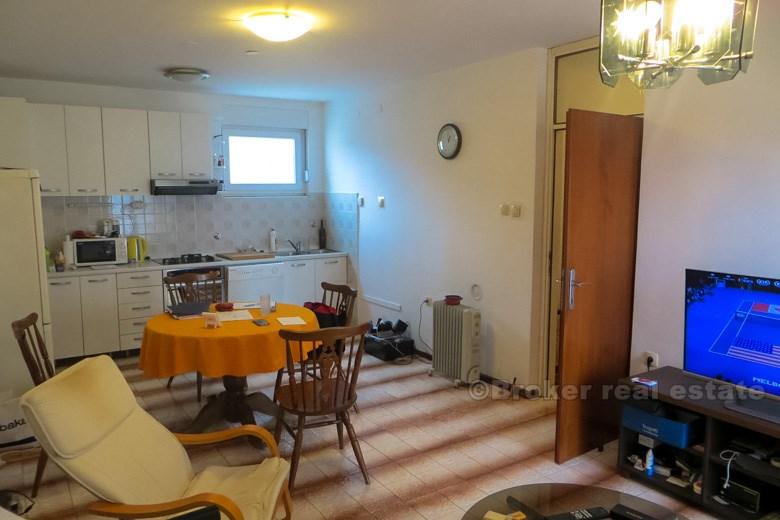 Split. Bekväm lägenhet med 3 rum på 79 m2
