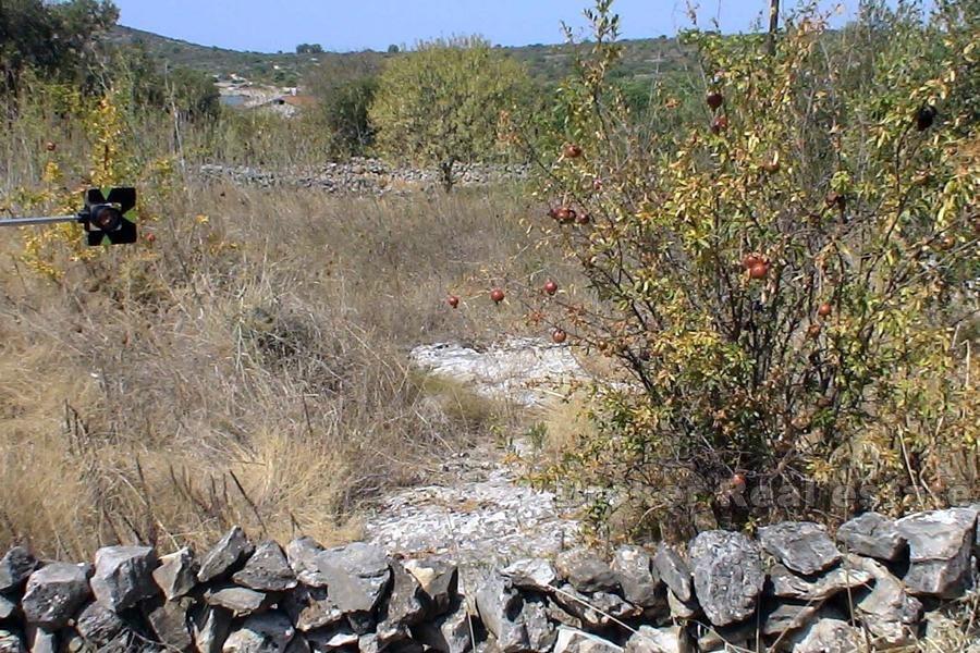 Île de Drvenik - Terrain constructible avec ruine