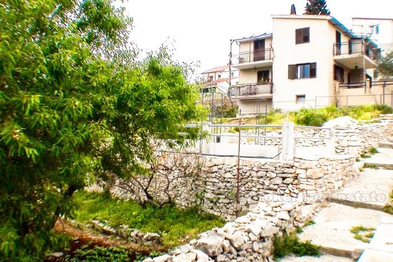 Island of Solta - Renovated detached house, 50 meters from the sea