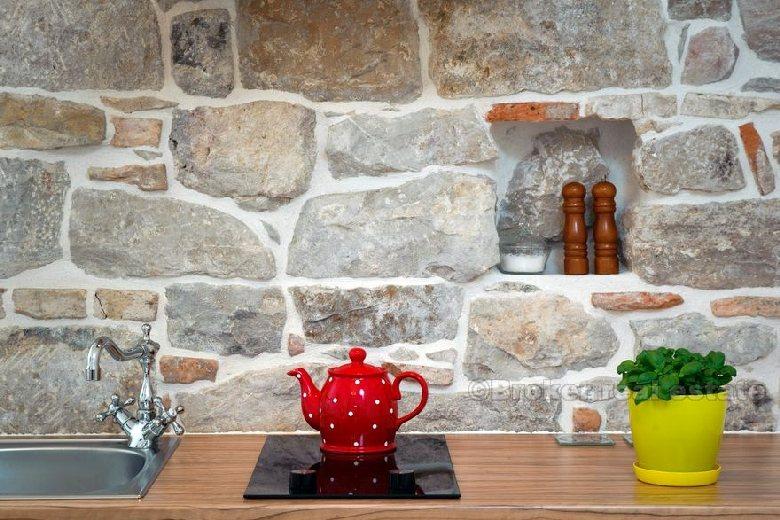 Split center - apartament położony w ładnym kamiennym domu