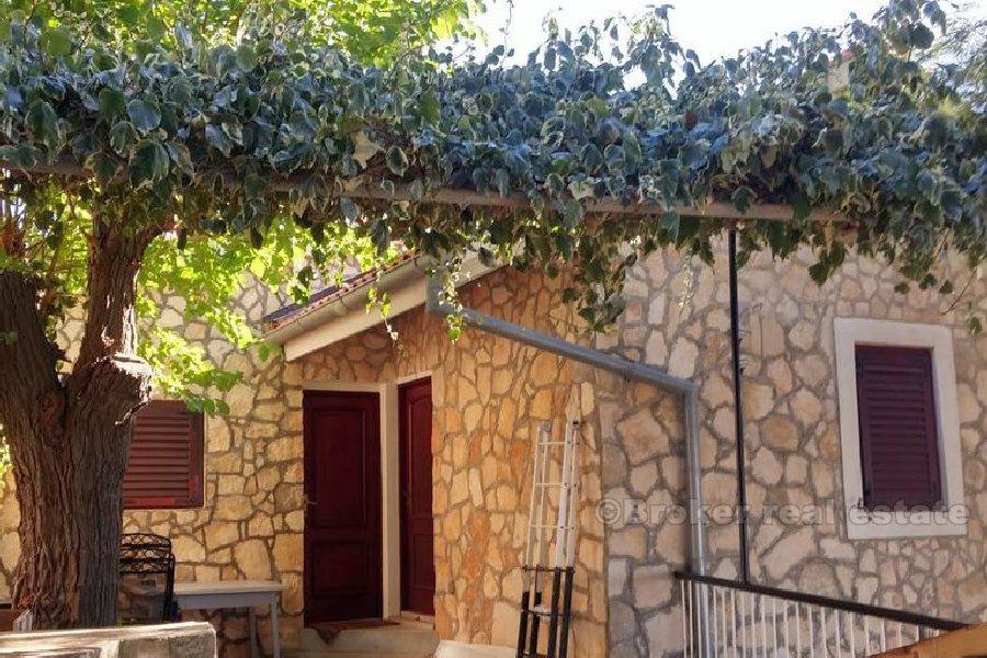 Vis - Detached house in a quiet location