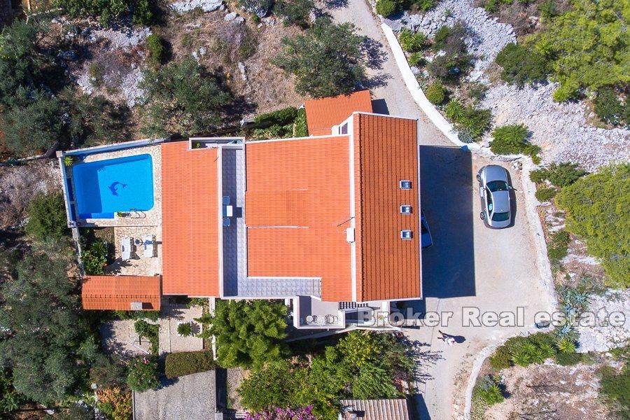 Island of Solta - House with swimming pool
