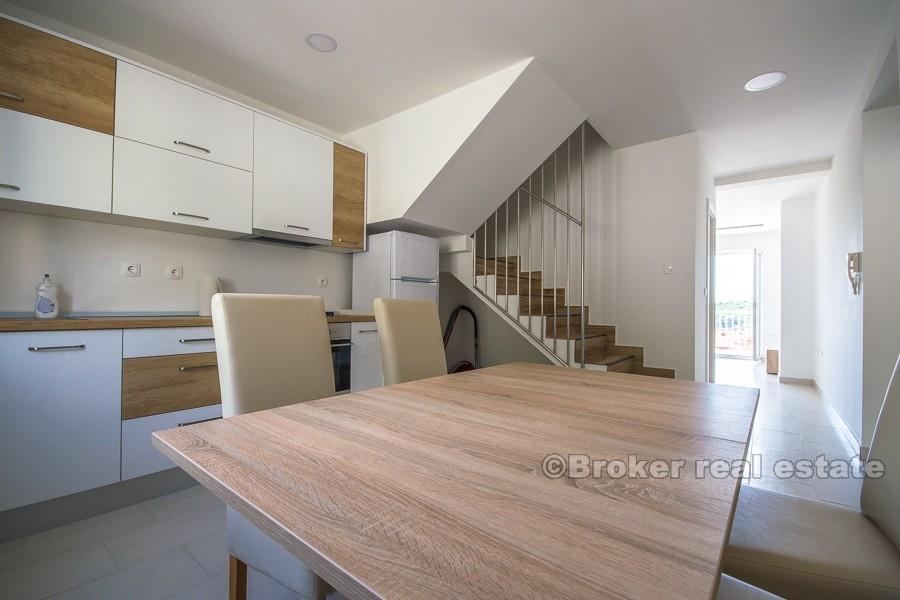 Makarska - Dwupoziomowy apartament z widokiem na morze