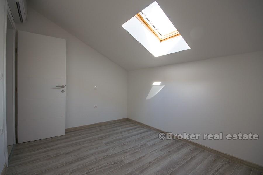 Makarska - Dwupoziomowy apartament z widokiem na morze