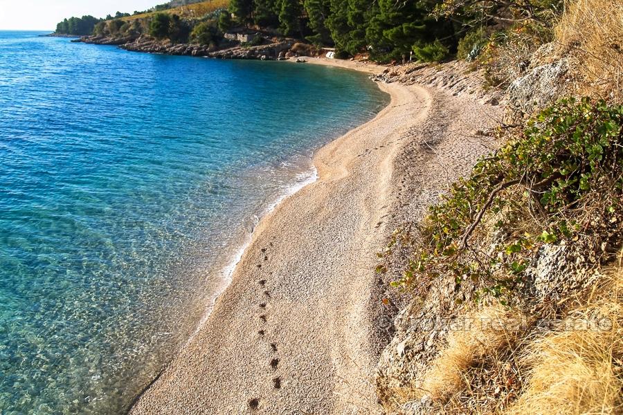 øya Brac - Stenhus med havutsikt