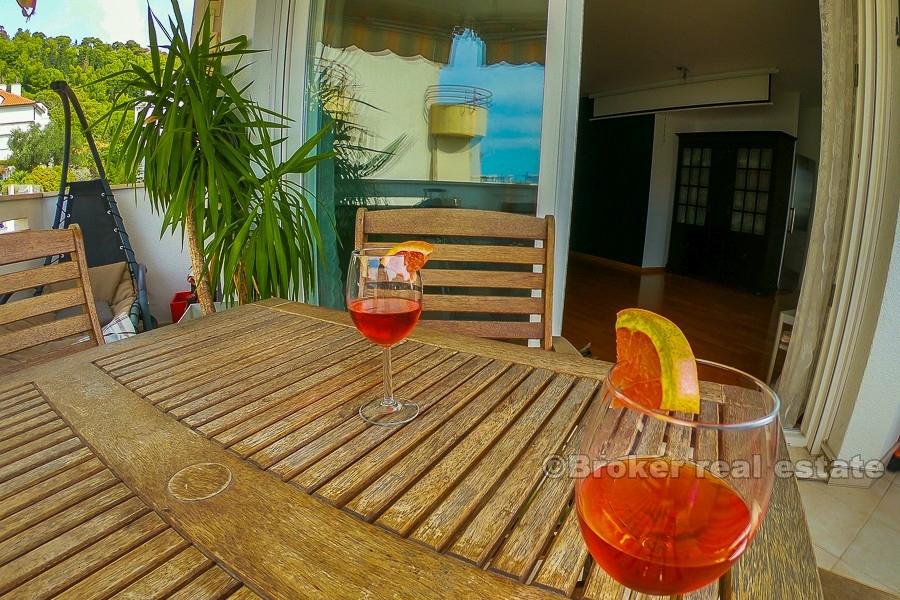 Split, Meje, umeblowany apartament z trzema sypialniami