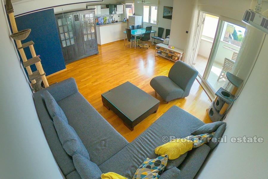 Split, Meje, umeblowany apartament z trzema sypialniami