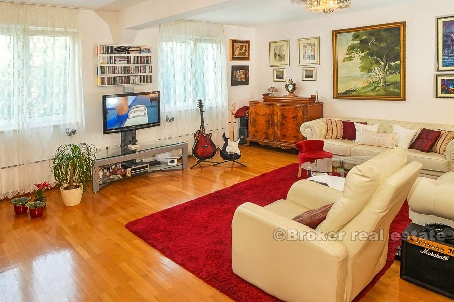 Split, Marjan, apartament z trzema sypialniami w pobliżu centrum miasta