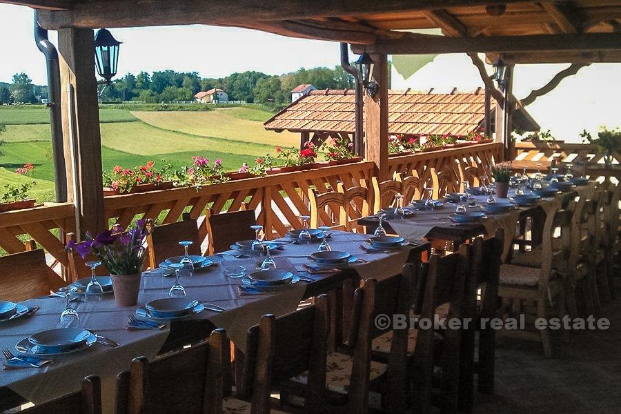 Bjelovar, complexe de tourisme rural dans une petite localité