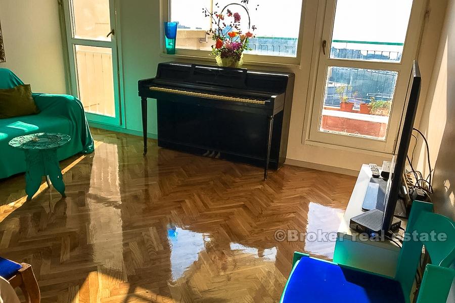 Split, Sucidar, appartement de deux chambres à coucher, vue mer