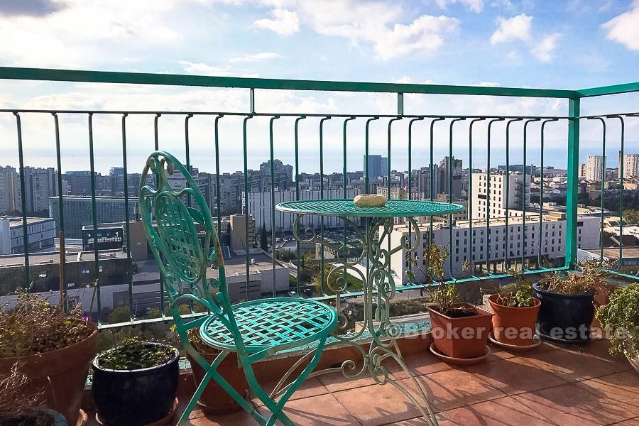 Split, Sucidar, appartement de deux chambres à coucher, vue mer