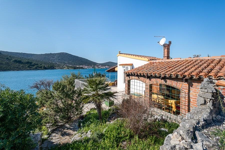 Trogir, charming house first row to the sea