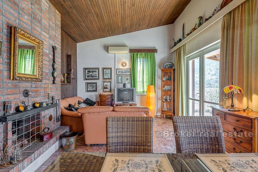 Trogir, charming house first row to the sea